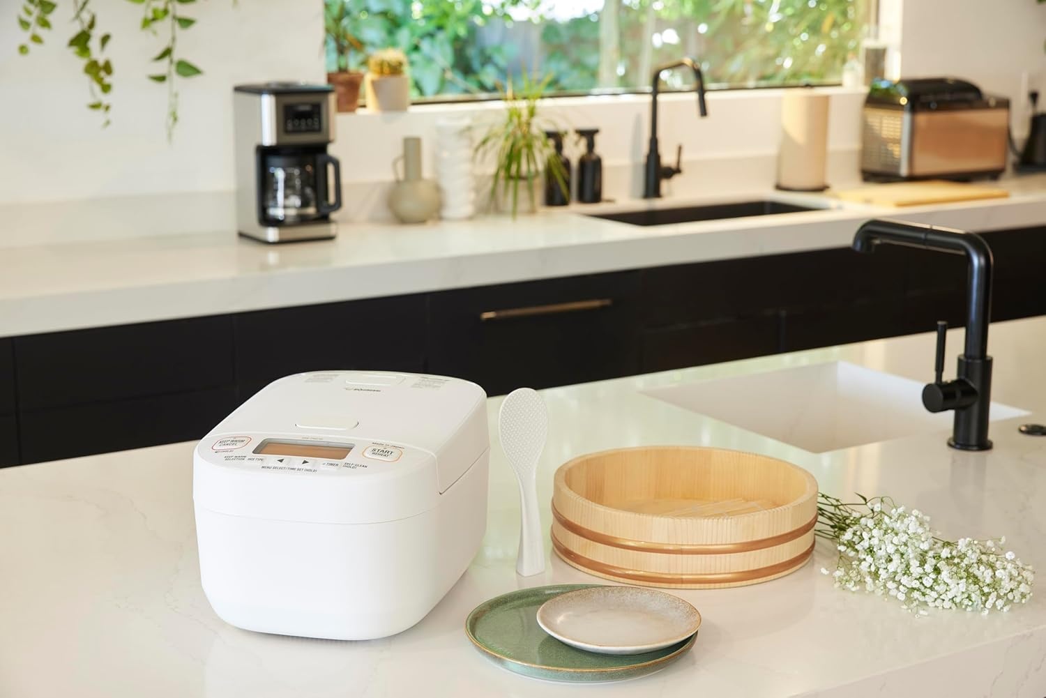 image:imageZojirushi NWYNC10WA Induction Rice Cooker and Warmer 55 Cup White